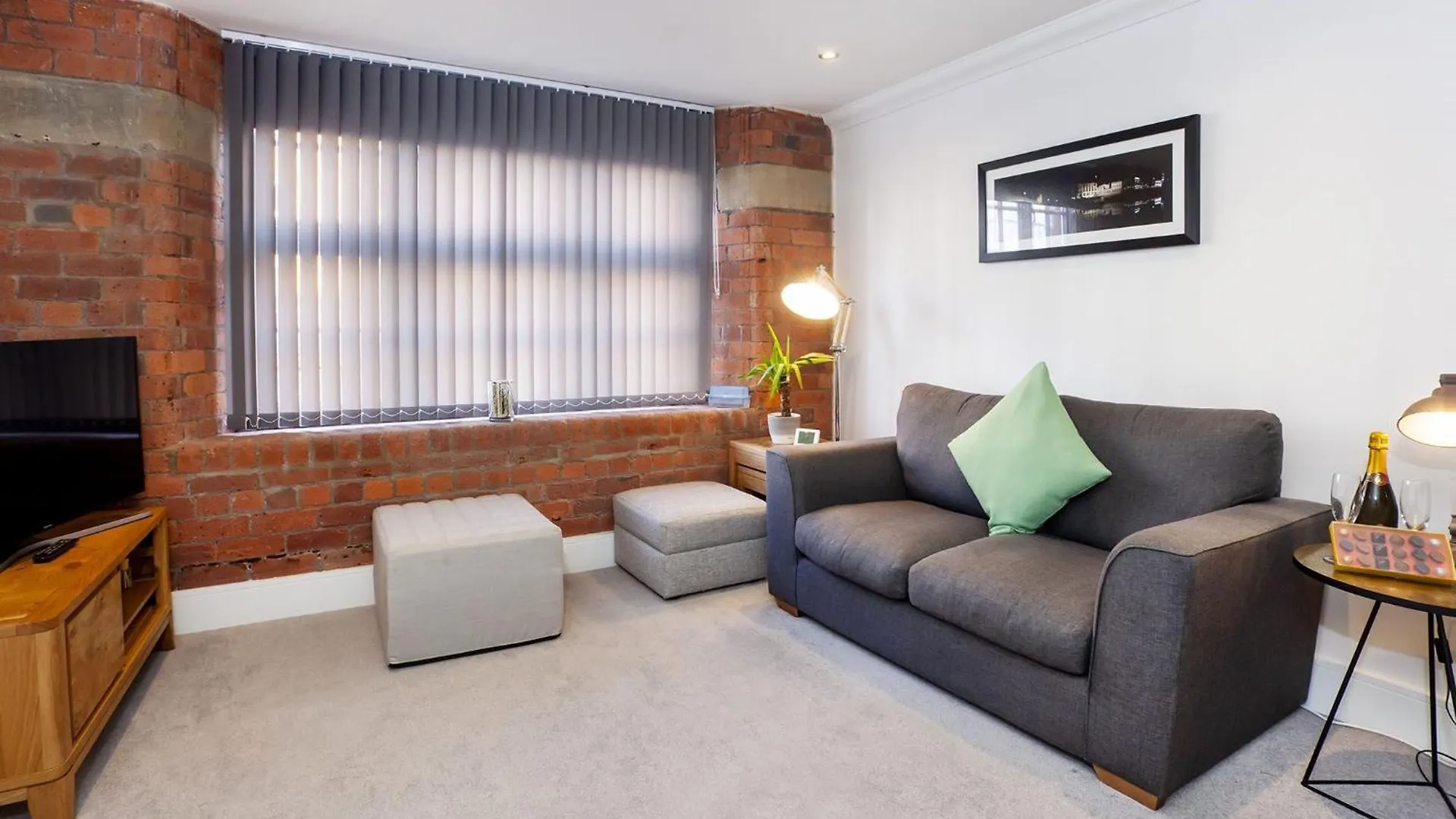 58 Cocoa Suites Riverside Studio With Parking York Feriehus
